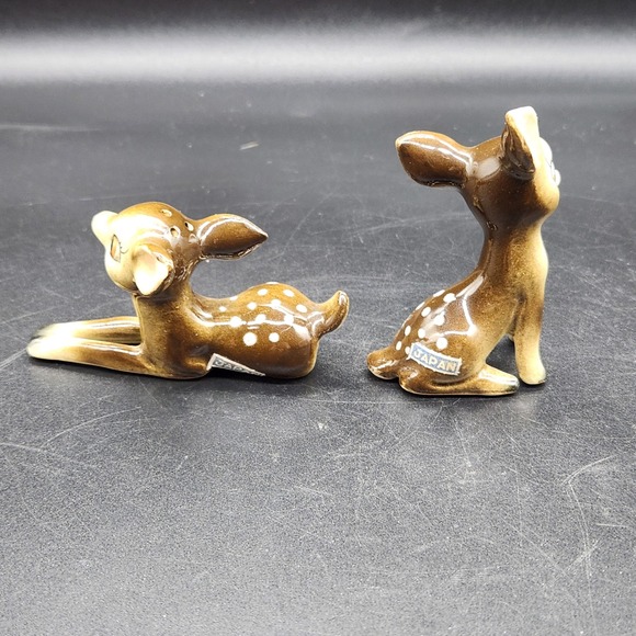 Vintage Ceramic Fawn Deer Salt and Pepper Shakers Japan Cork Stoppers Wide Eyes - Picture 4 of 16